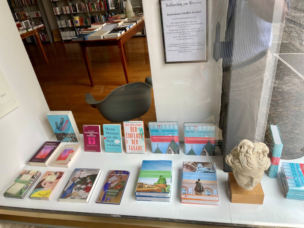 Schaufensterbild mit Büchern